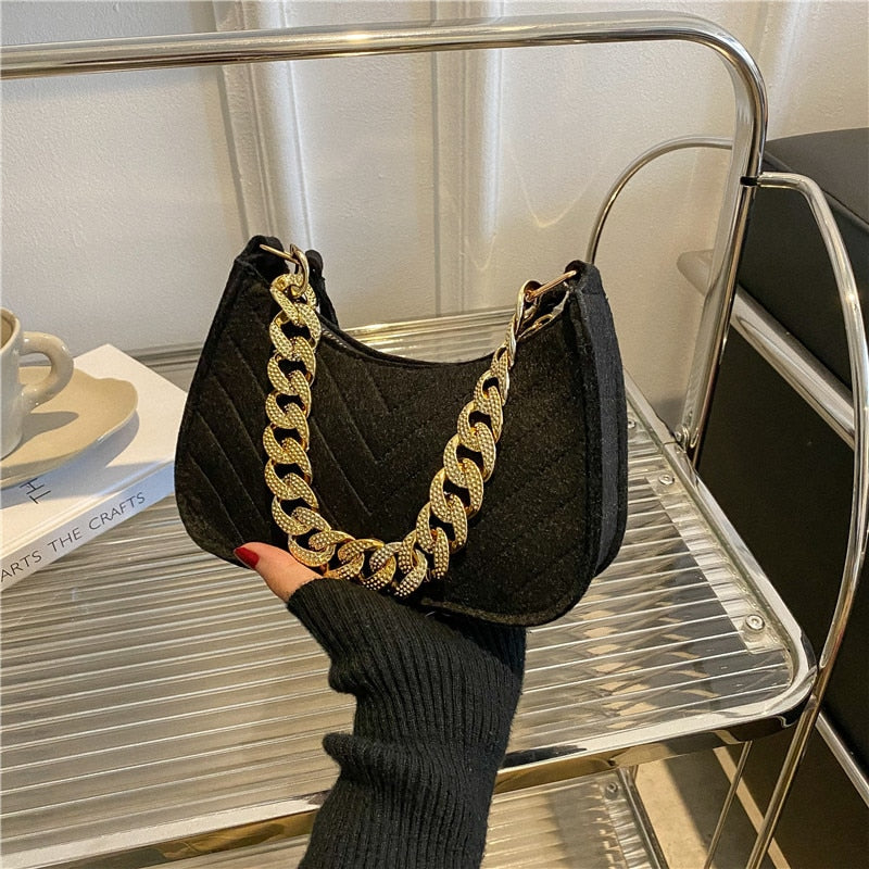 2022 New Casual Texture Retro Chain One Shoulder Underarm Bag